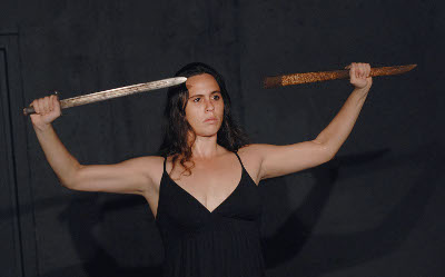 Kairiana Núñez Santaliz y el performance femenino