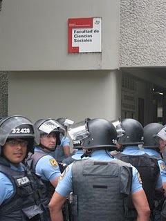 Policía en Ciencias Sociales 13 de enero 2011.
