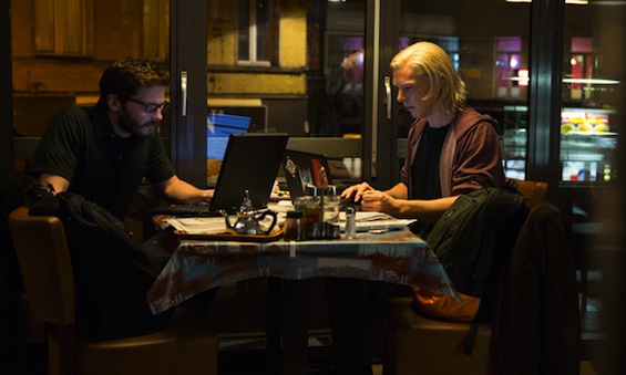 el-quinto-poder-pelicula-imagen-8