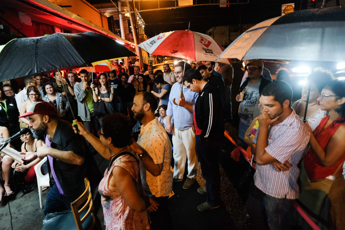 20 poetas en la 20-0889