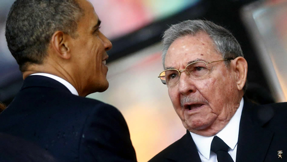 Barack-Obama-y-Raul-Castro.