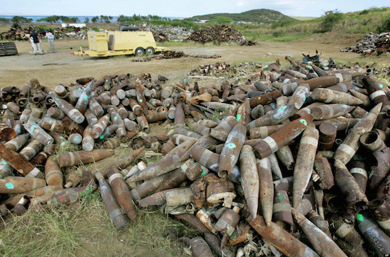 Negligencias federales empeoran los daños ambientales en Vieques