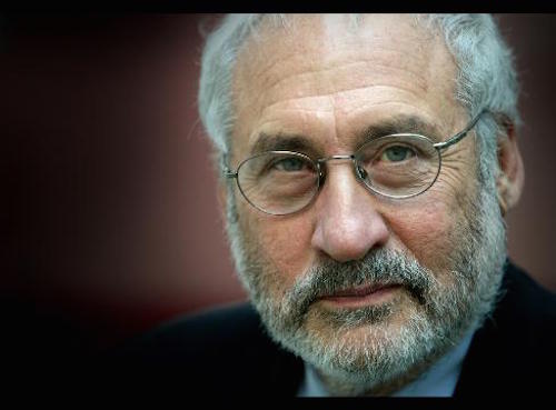 Stiglitz: "el plan de la Junta es draconiano"